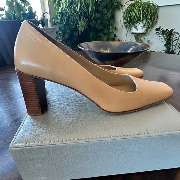Coach Leather Tan Square Toe Malorie B1 Pumps Wooden Heel Size 9 - Picture 7 of 15